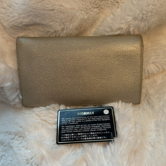 CHANEL Champagne Flap Wallet leather Authentic interior fabric clean w/card - Picture 2 of 9